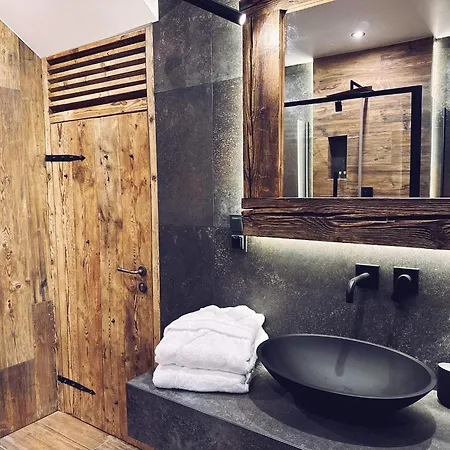 1000m N.p.m. Апартаменты *