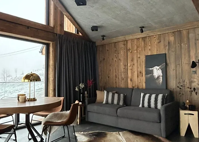 1000m N.p.m. * コシチェリスコ