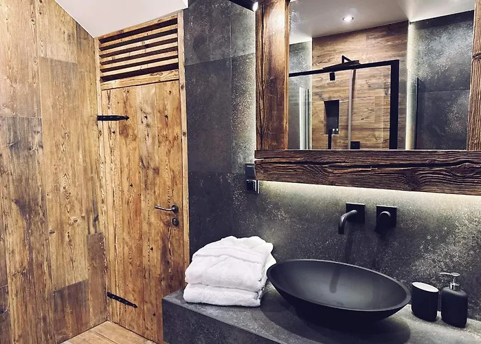 1000m N.p.m. アパート *