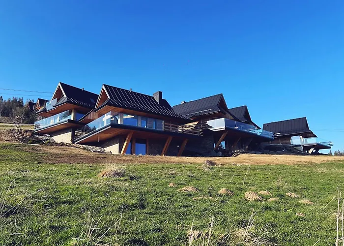 1000m N.p.m. * コシチェリスコ