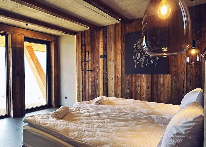 1000m N.p.m. コシチェリスコ