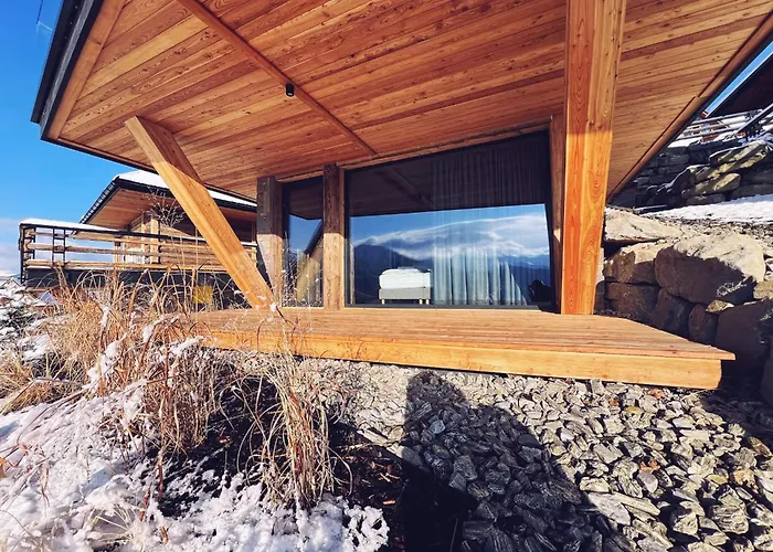 1000m N.p.m. * コシチェリスコ